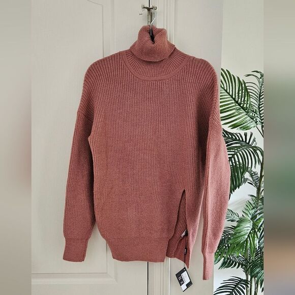 Cozy Pink Turtleneck Sweater - Picture 1 of 4